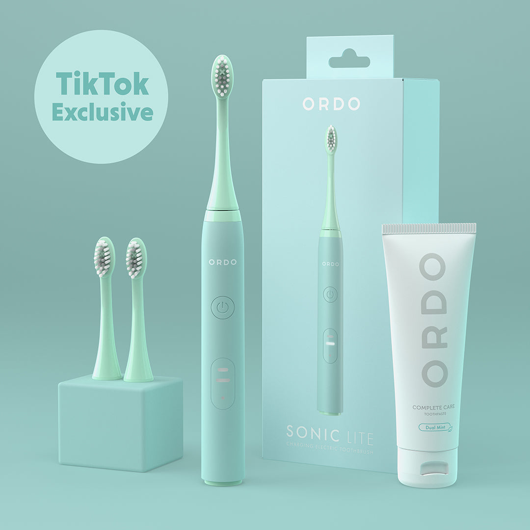 Ordo Sonic Lite Toothbrush & 2x Brush Head & Complete Care Toothpaste Bundle - Sage